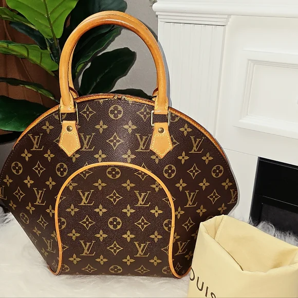 π₯π₯ Beautiful Condition π₯π₯ Authentic Louis Vuitton Ellipse MM - Picture 16 of 17